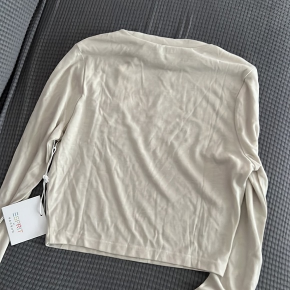 Beige top from pacsun store never worn - Picture 5 of 6
